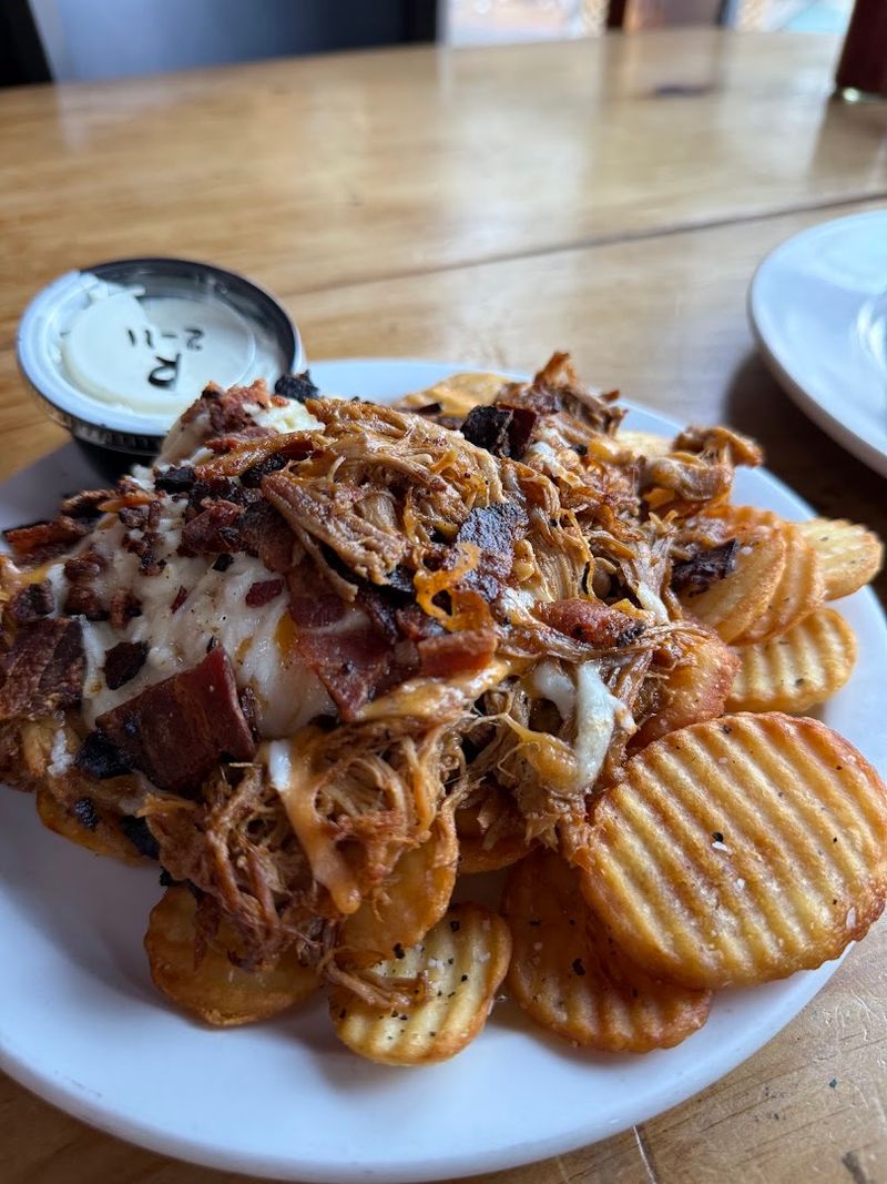 One Of North Carolina's Coziest Mountain Cafes You Need To Visit This Season - Decor Hint Seasonal Schedule That Follows The Mountains