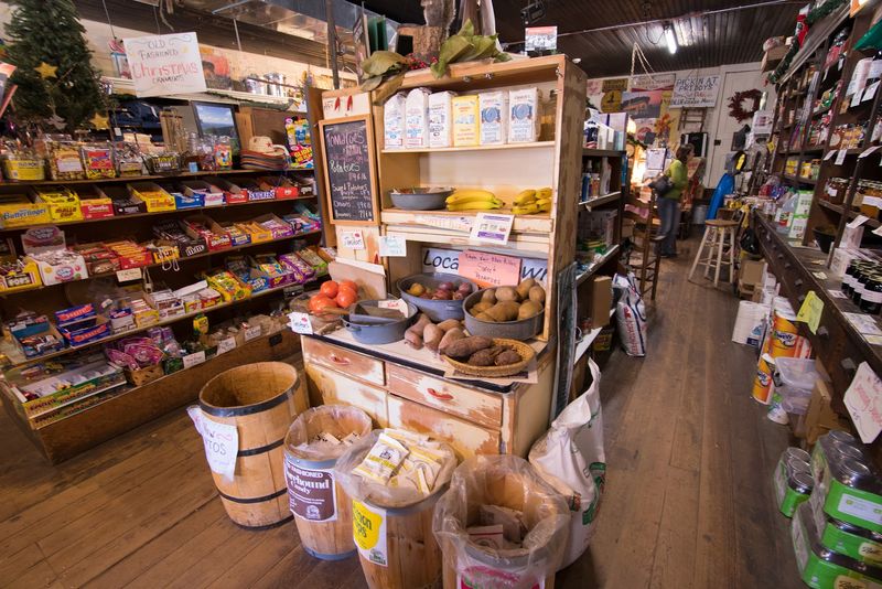 Priddy's General Store, Danbury