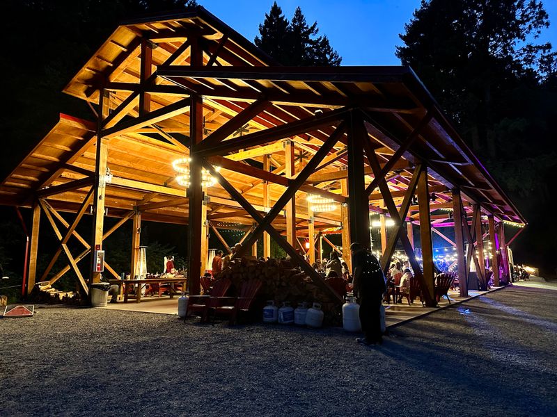 Glen Blair Bar Brings Nightlife Into The Woods