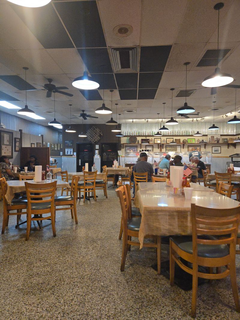 Kings BBQ Restaurant, Kinston