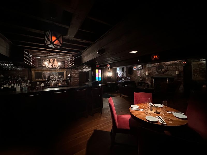 Colonial-Era Fireplaces