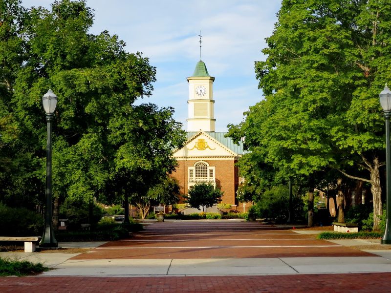 North Carolina Cities That Make Retiring On $1,200 A Month Feel Doable - Decor Hint Tarboro