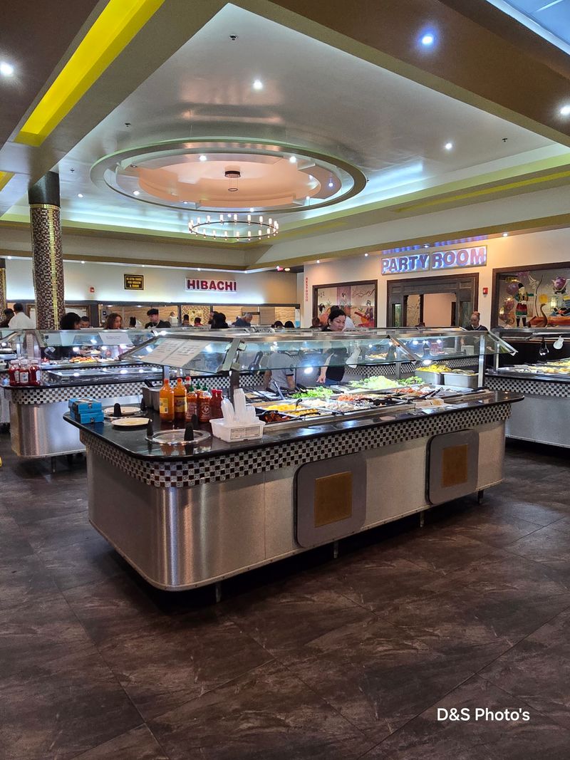 River Buffet & Grill, Charlotte