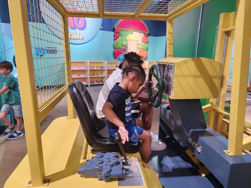 This Georgia Children's Museum Turns Spring Break Into Pure Joy - Decor Hint Deep in the Ocean Storytime