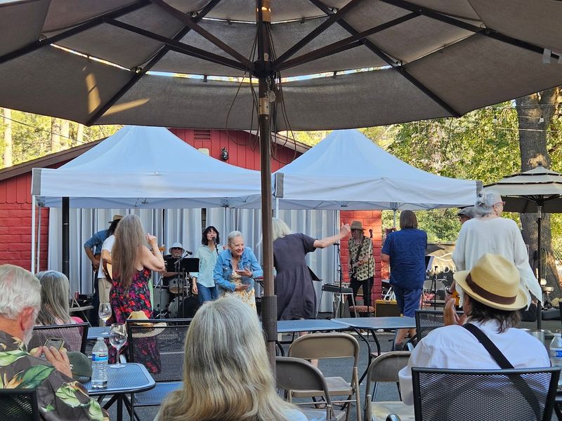 Middle Ridge Winery Adds Local Wine To The Mix