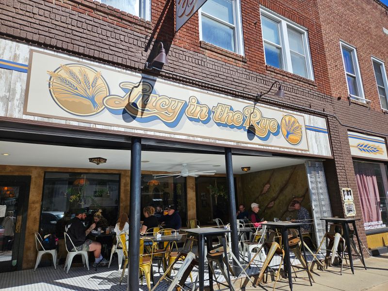 Lucy in the Rye, Sylva