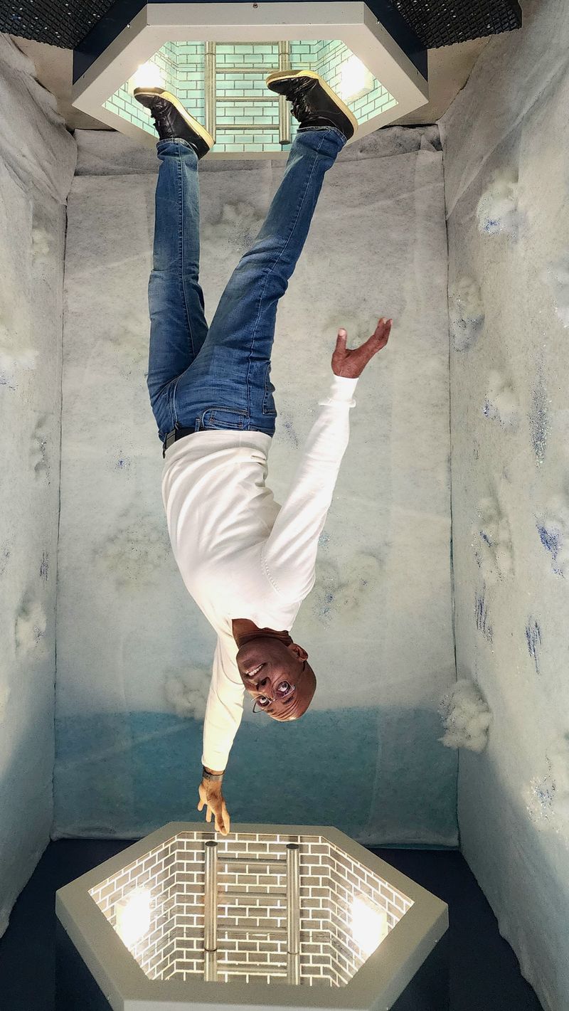 Step Into Illusion At This North Carolina Museum Where Reality Gets Twisted - Decor Hint Anti-Gravity Room Defies Physical Laws