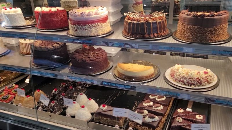 This Chocolatey Woodstock Georgia Bakery Doubles As A New York-Style Pizzeria Heaven - Decor Hint Why This Bakery Is Worth The Drive