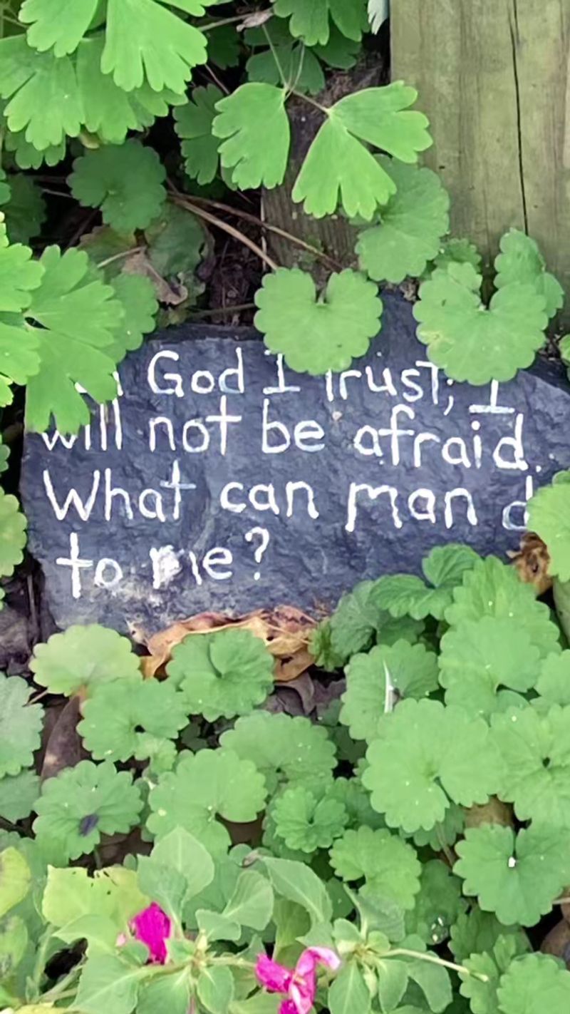 Close Proximity to Downtown Calhoun