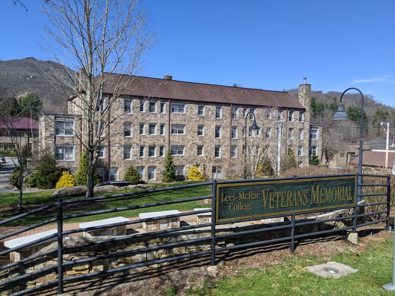 This Spellbinding College In North Carolina Looks Just Like Hogwarts - Decor Hint Record Growth With Over 900 Students Enrolled