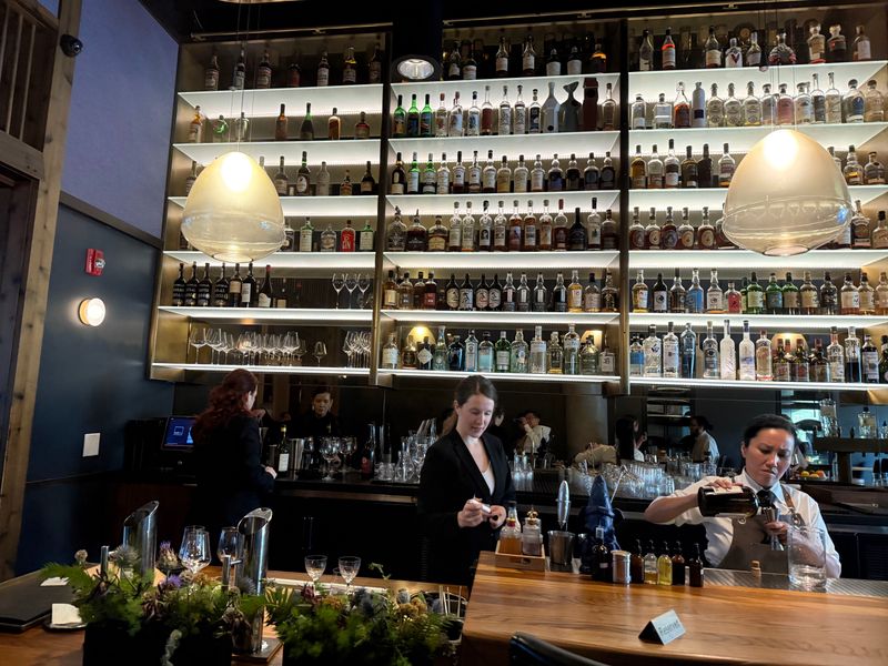 This California Steakhouse Serves Some Of The Best Steaks In The State - Decor Hint Extensive Wine Collection Complements The Menu