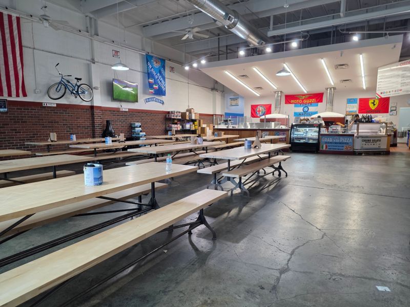 Authentic Italian Pizza Exists In North Carolina, And These Spots Prove It - Decor Hint Cugino Forno Durham, Durham