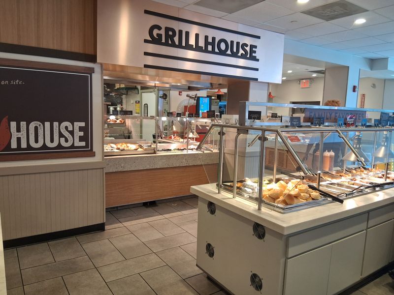 These Georgia Buffets Practically Dare You To Go Back For More - Decor Hint Golden Corral