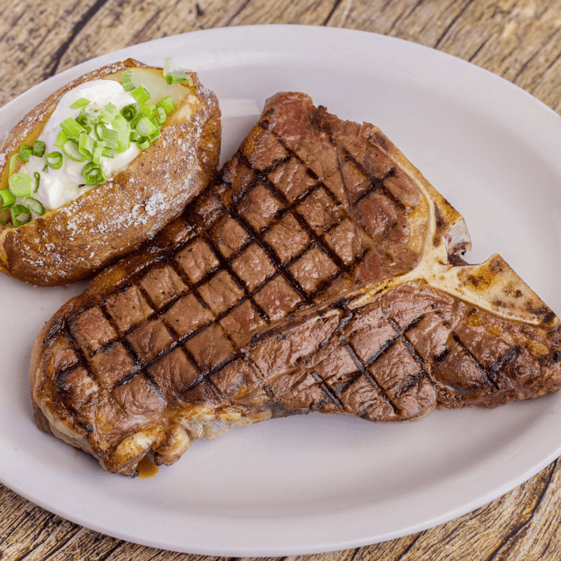 This Middle-Of-Nowhere California Restaurant Has Steaks People Will Drive Hours For - Decor Hint Private Dining Rooms Host Events From Intimate To Large