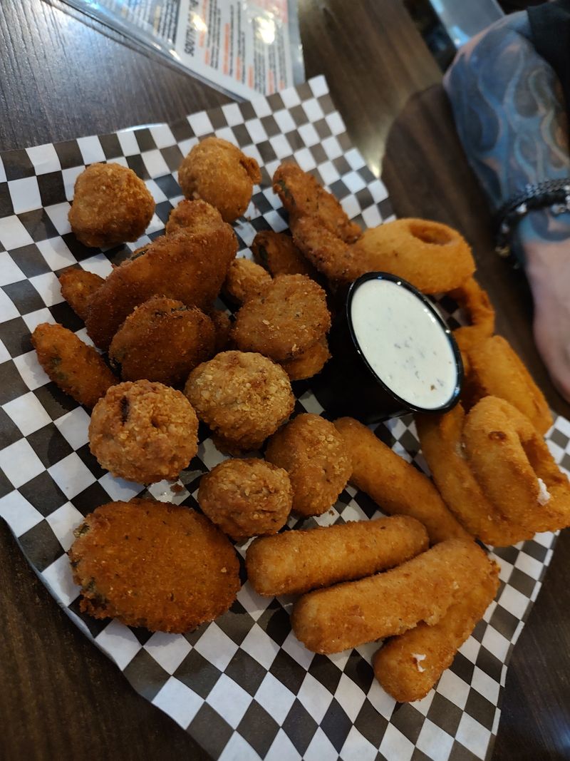 Kimmyz On Greenway Rock & Roll Bar & Grill