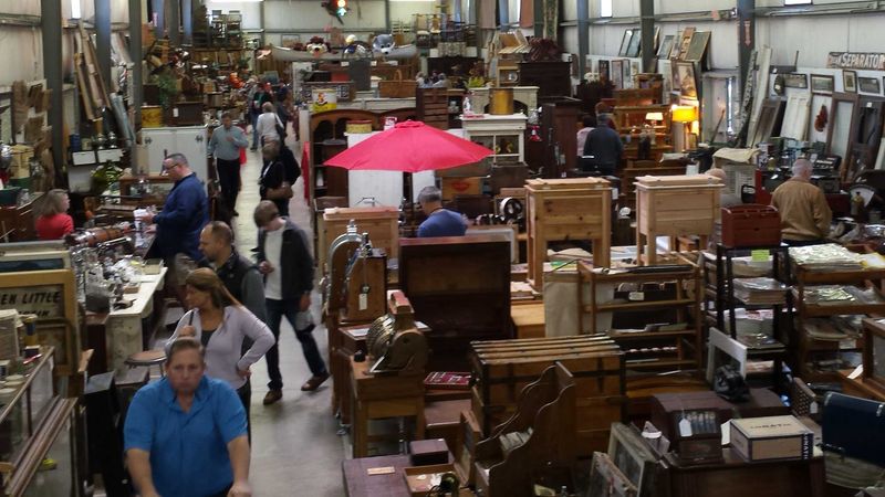 Books and Paper Goods Delight Readers