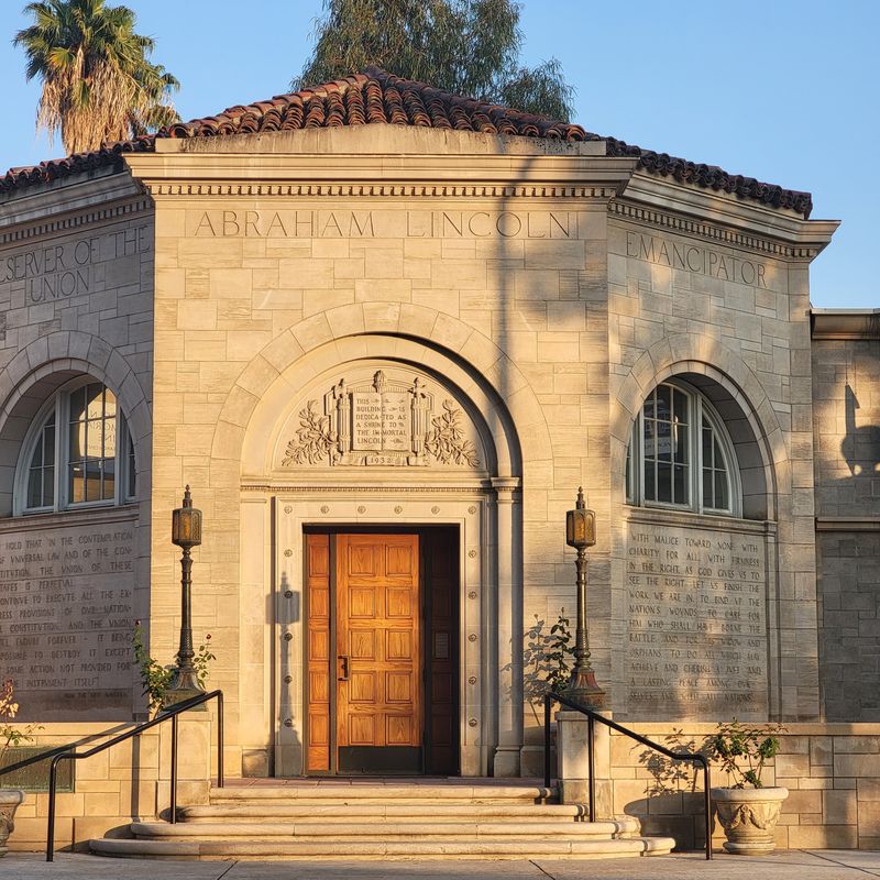 Lincoln Memorial Shrine