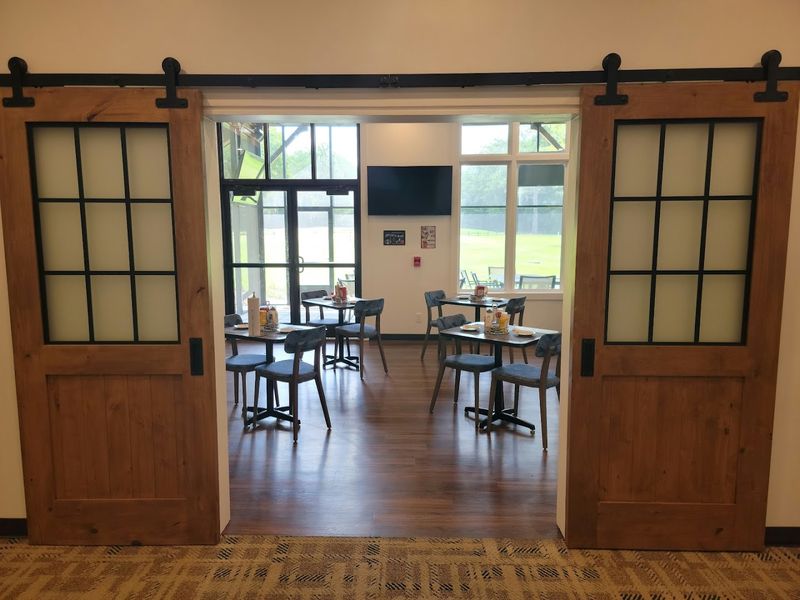 Mulligan's Grille — McRae-Helena