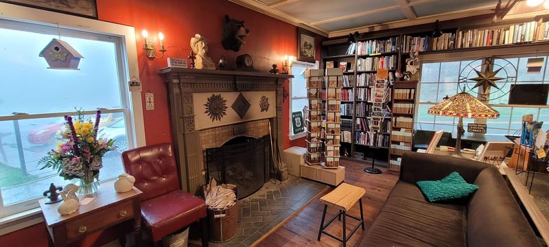 One Of North Carolina's Coziest Mountain Cafes You Need To Visit This Season - Decor Hint Rustic Atmosphere That Feels Like Coming Home