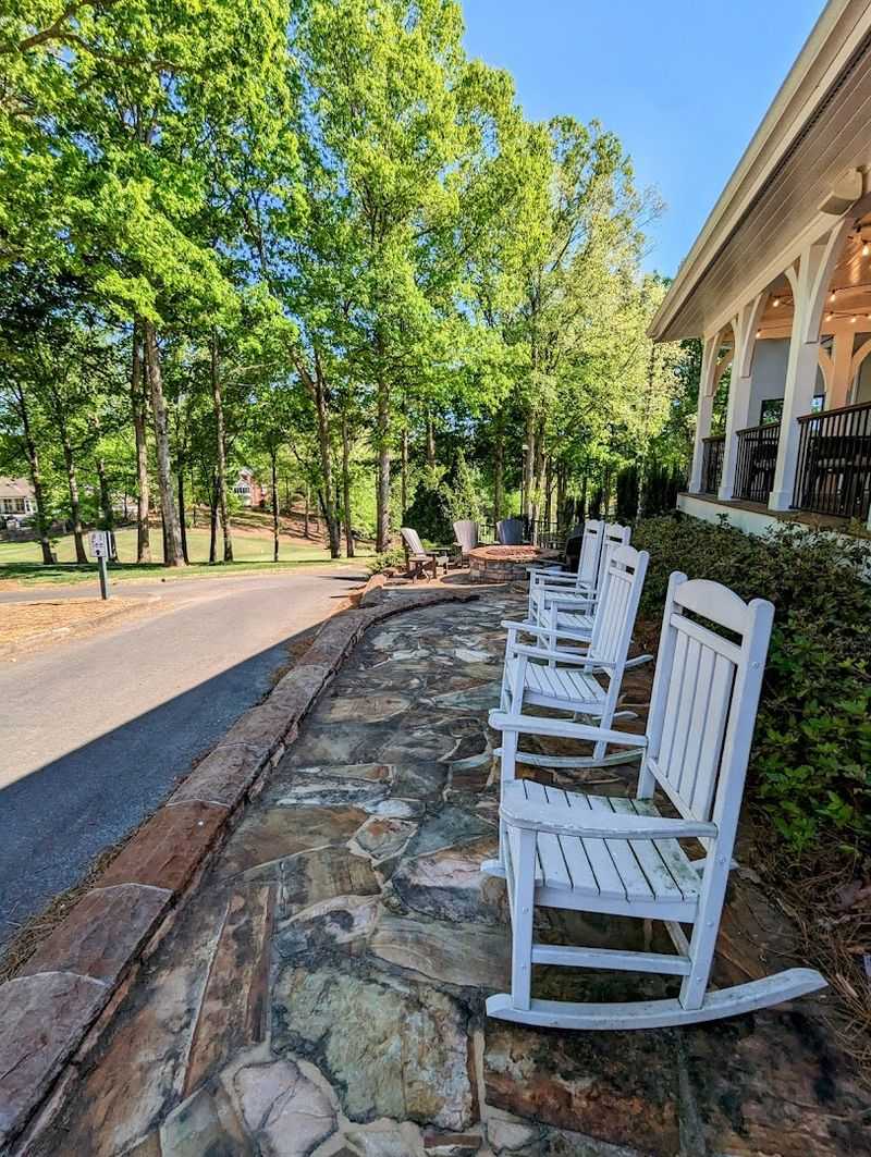 There's A Hidden Gem Eatery Inside Georgia's Premier Golf Resort In Braselton - Decor Hint Wheelchair Accessible for All Guests
