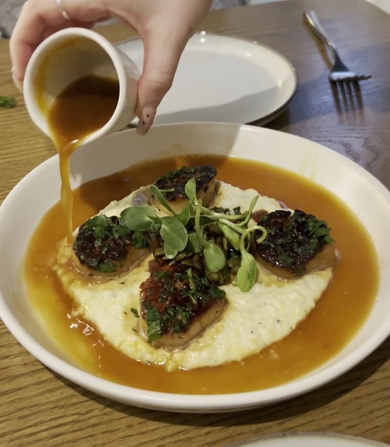 A Meal That Feels Like Dining With Friends