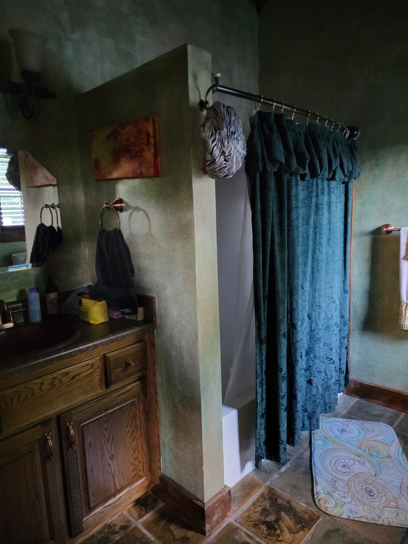 Four Bathrooms Mean No Morning Bottlenecks