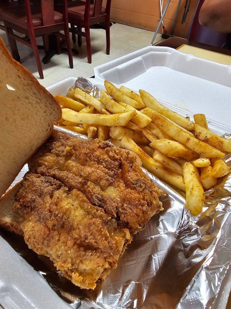 Crispy Fried Chicken With Juicy Interior