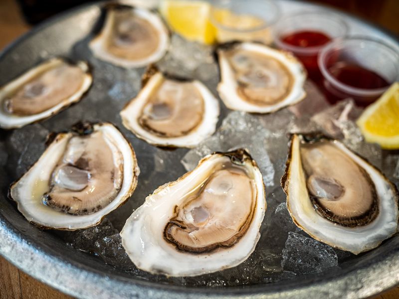 Pearl’s Oyster Bar 