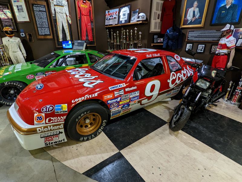Learn About Bill Elliott's Legendary Career