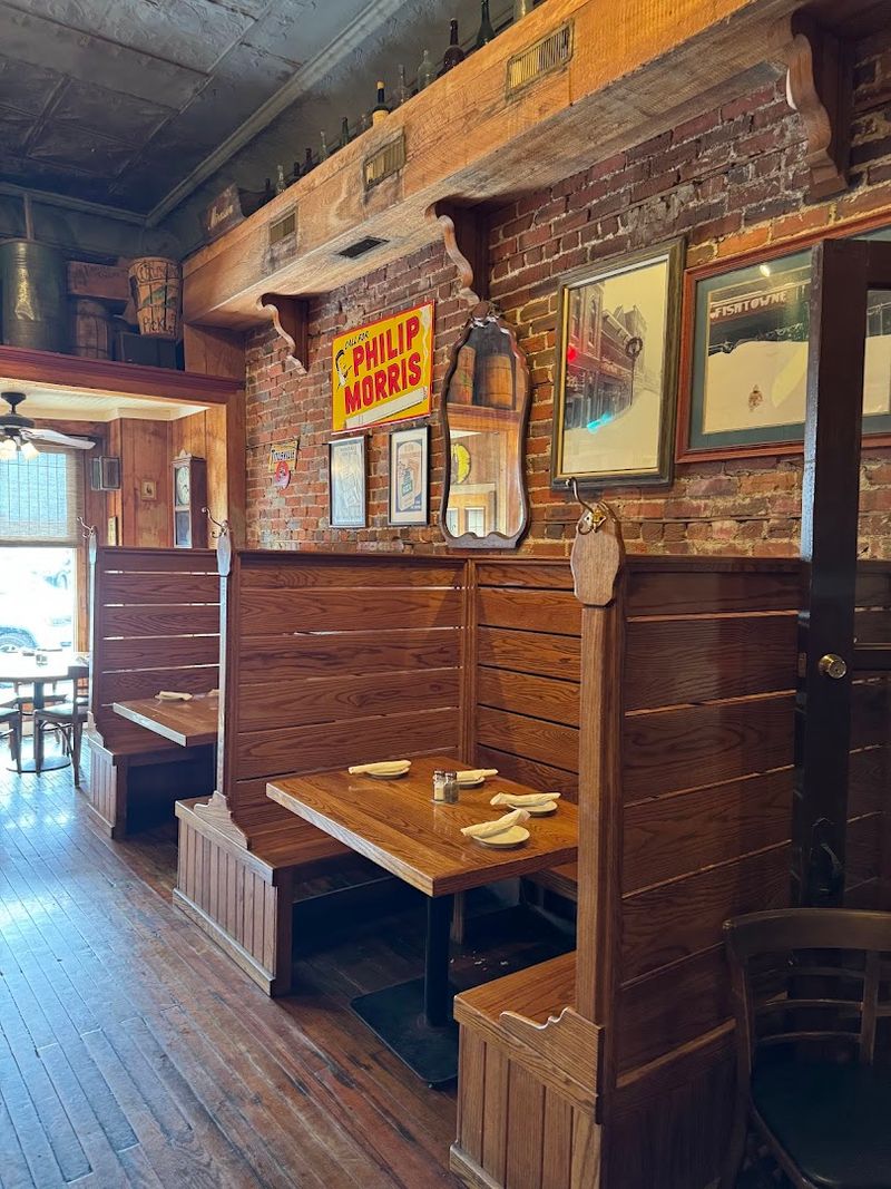 Antique Décor And Nostalgic Atmosphere