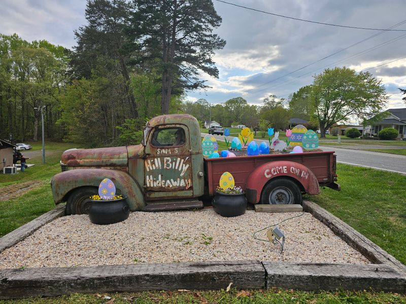North Carolina's Best Kept Secret For Hearty Home Cooking - Decor Hint A Million Reasons People Keep Coming Back