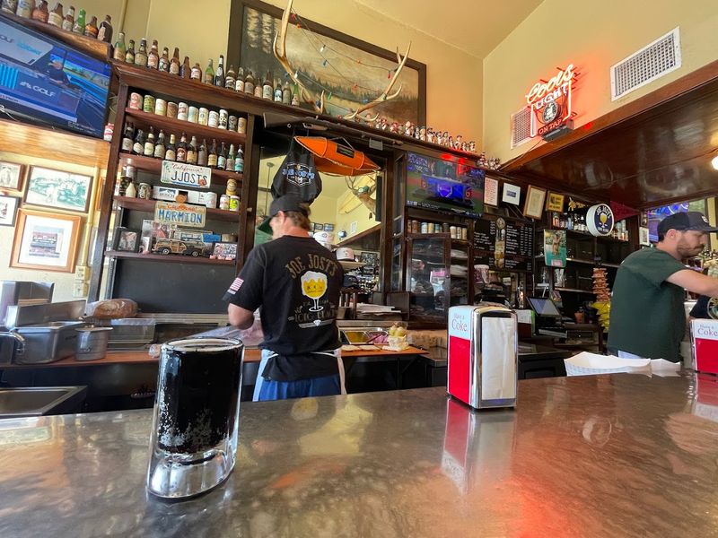 Fresh Roasted Peanuts Daily Since The 1980s