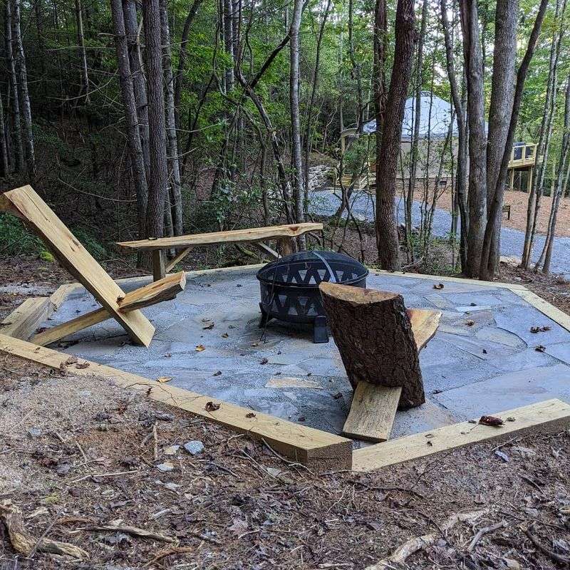 North Carolina's New Glampground Oasis Is Perfect For Spring Visits - Decor Hint Dupont Canteen For On-Site Dining