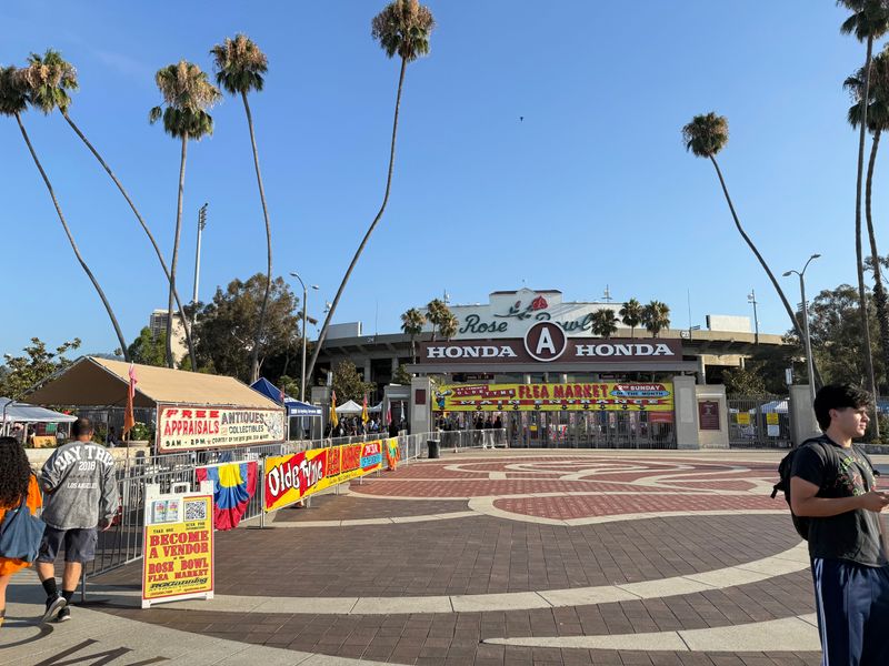 Over 2,500 Vendors Participating