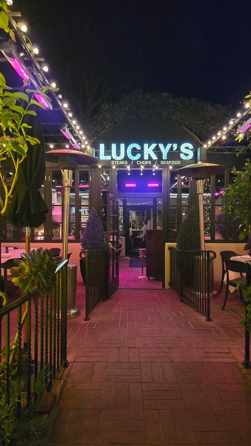 Lucky's - Montecito