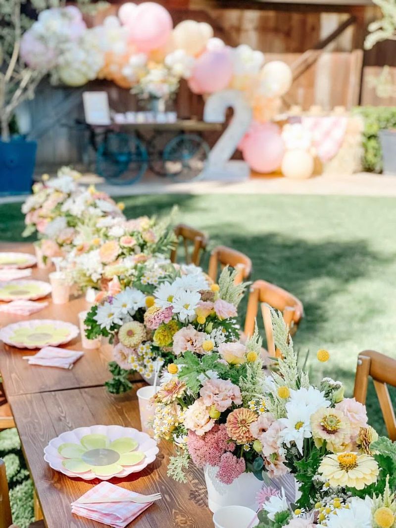 This California Flower Farm Reopens In February And It Is Pure Bloom Overload - Decor Hint Social Media And Newsletter Communication