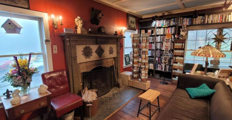 One Of North Carolina’s Coziest Mountain Cafes You Need To Visit This Season