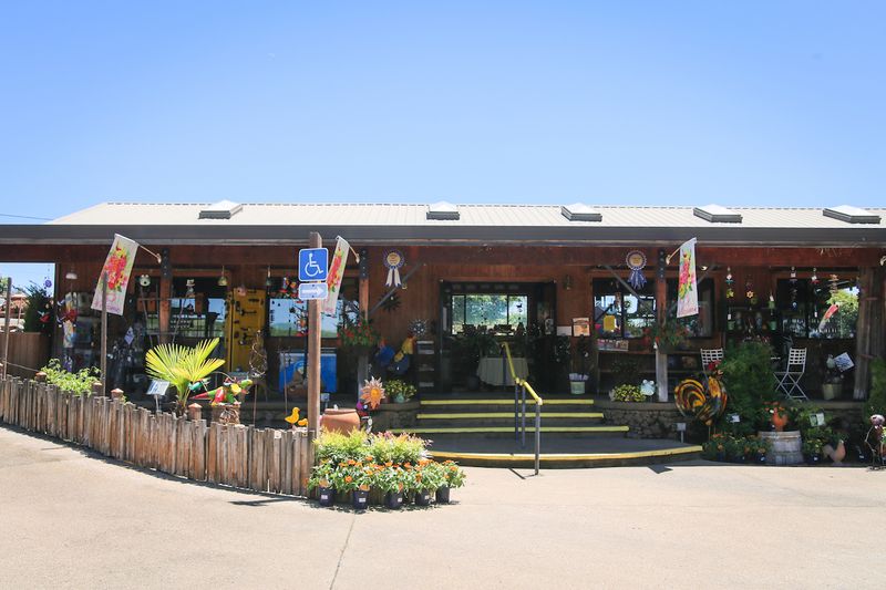 Located In Shenandoah Valley Wine Country