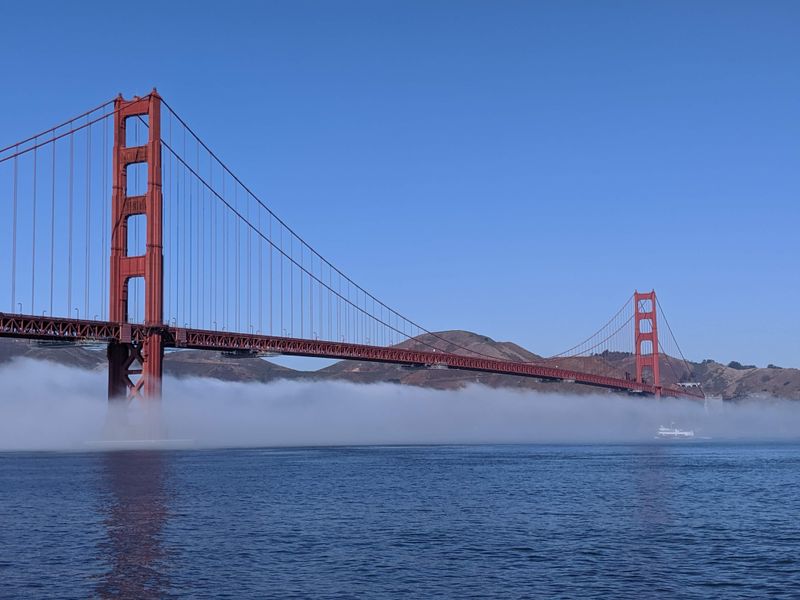 This Legendary California Landmark Draws Visitors From Around The World - Decor Hint International Orange Creates Visibility