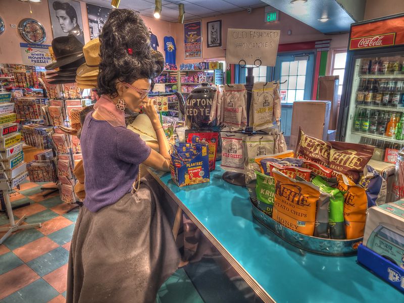 The 5 And Dime Store Offers Retro Shopping