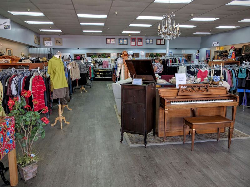 These Enormous California Thrift Shops Turn A Road Trip Into A Treasure Hunt - Decor Hint Assistance League Of San Luis Obispo County Thrift Store (San Luis Obispo)