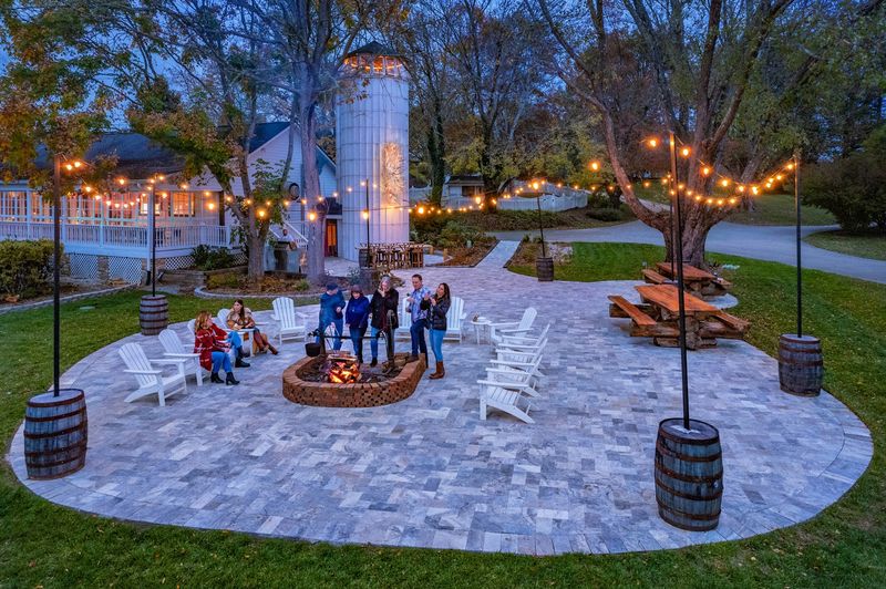 Family-Friendly Dining In A Picturesque Setting