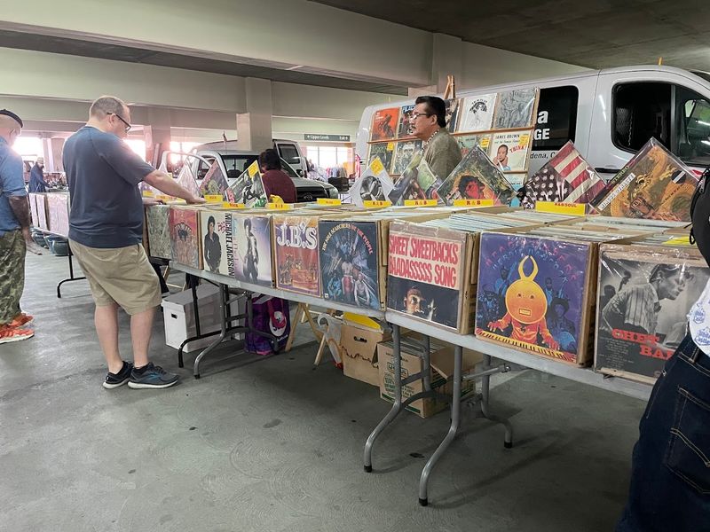 Record Swap Paradise For Music Lovers