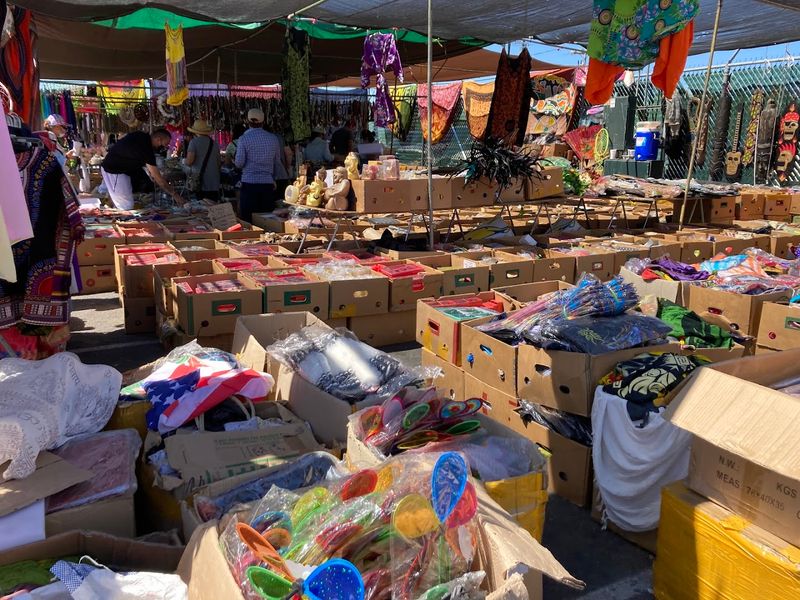 This 15-Acre California Flea Market Will Make You Want To Stay All Day - Decor Hint Open Every Tuesday And Wednesday Rain Or Shine
