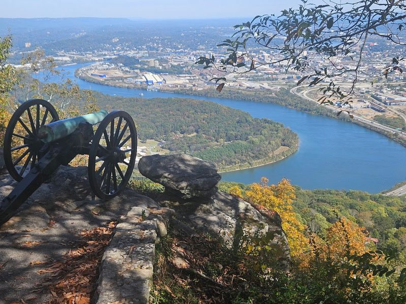 White-Tailed Deer Now Wander This Georgia Park Where Civil War Battles Were Once Held - Decor Hint Panoramic Views from Lookout Mountain