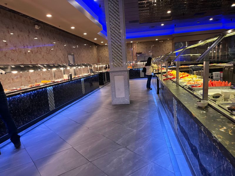 These 13 California Seafood Buffets Make It Easy To Overstay Your Welcome - Decor Hint Golden Harbor Buffet, Fresno