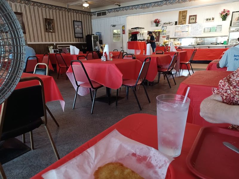 15 Georgia Fried Chicken Spots That Raise The Bar On Southern Flavor - Decor Hint Miller's Soul Food