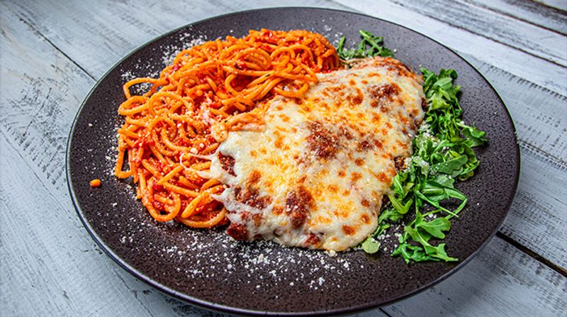 This North Carolina Italian Restaurant's Pasta Is Seriously Next Level - Decor Hint Chicken Parmesan Done Absolutely Right