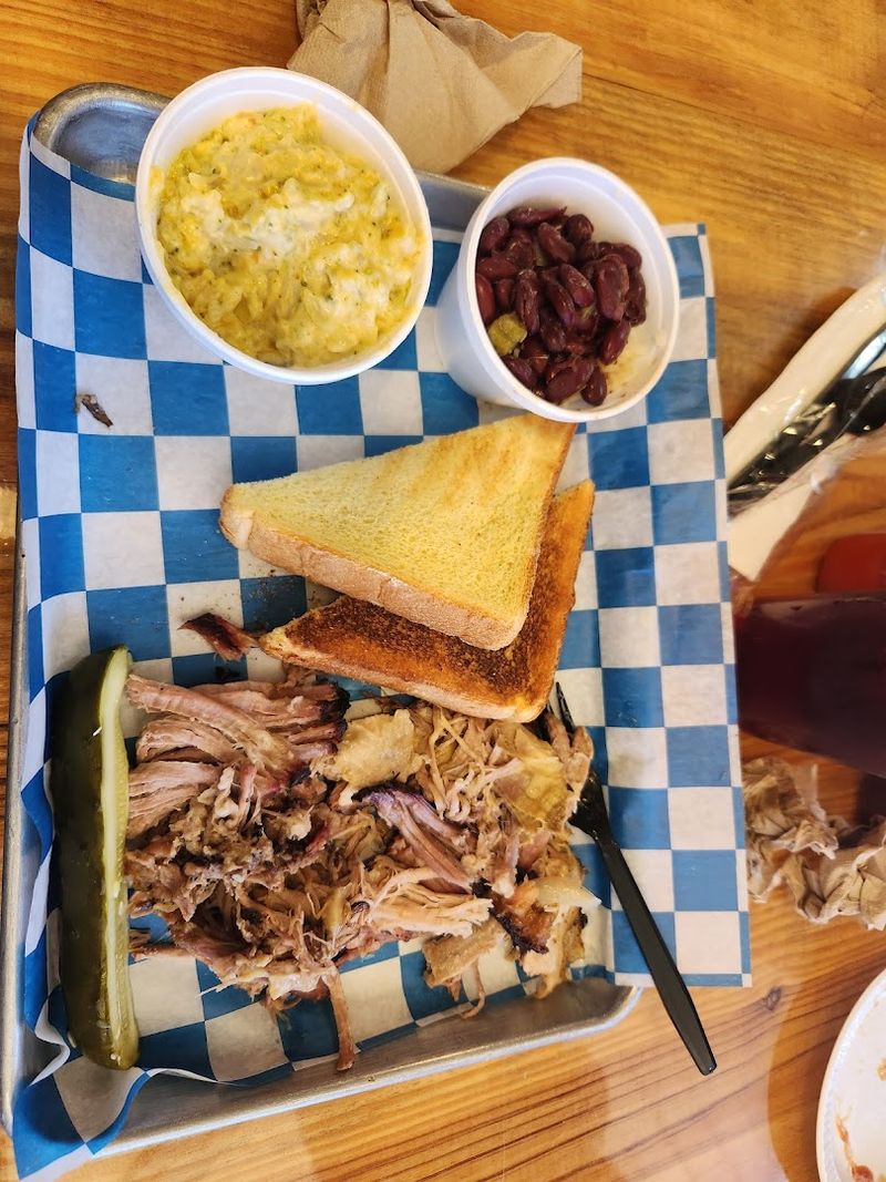 Tender Pulled Pork With Crispy Bark
