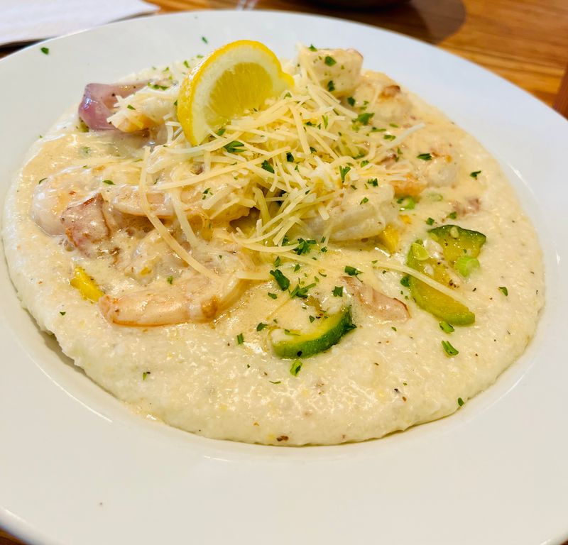 Creamy Grits That Define Comfort Food